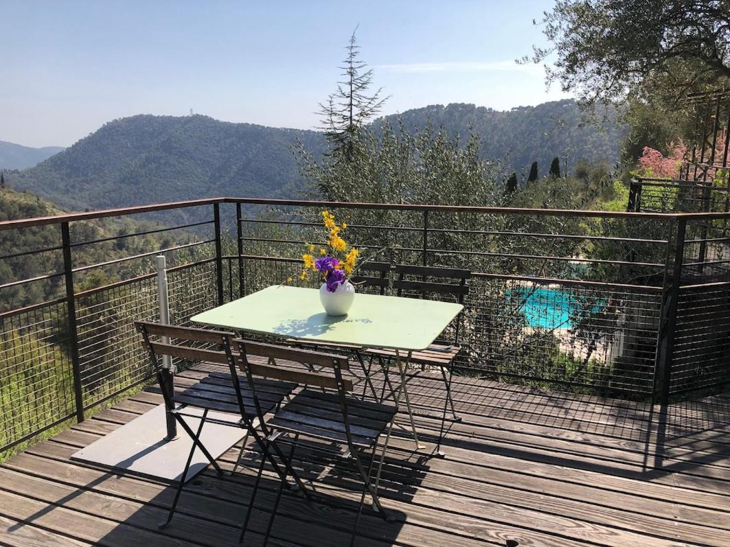 Les Figaires Villa L'Escarene Bagian luar foto