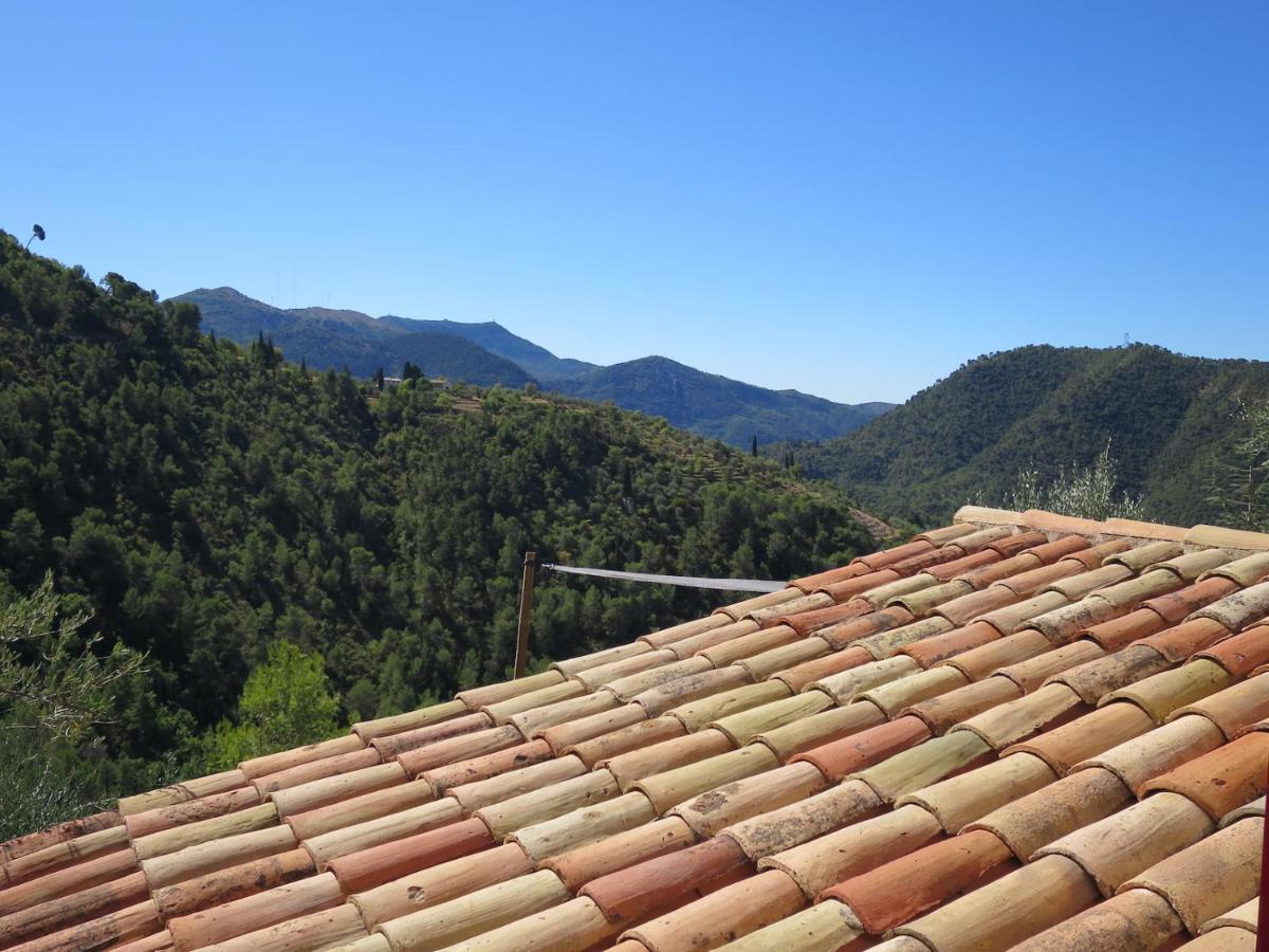 Les Figaires Villa L'Escarene Bagian luar foto