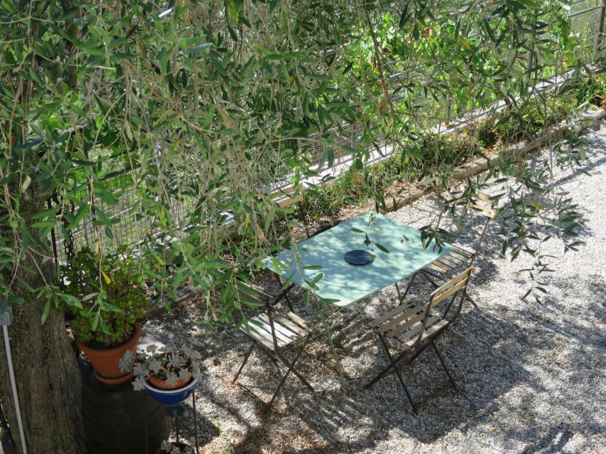Les Figaires Villa L'Escarene Bagian luar foto